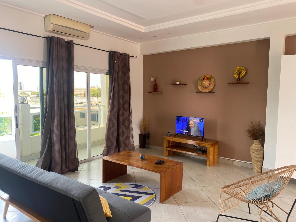 L'Oasis Guesthouse Cotonou Exteriör bild